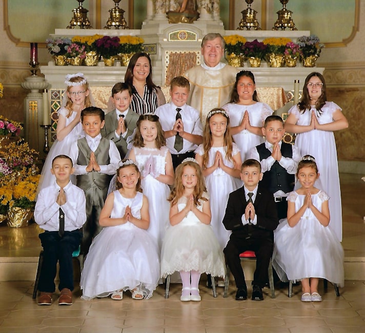 First Holy Communion 2022 Photo Gallery - Diocese of Altoona-Johnstown